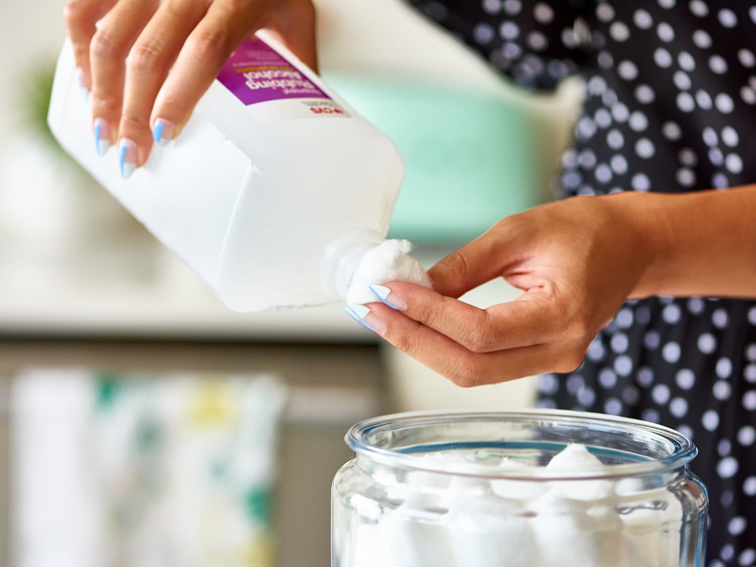 6 Rubbing Alcohol Uses and Safety Mistakes You Should Know
